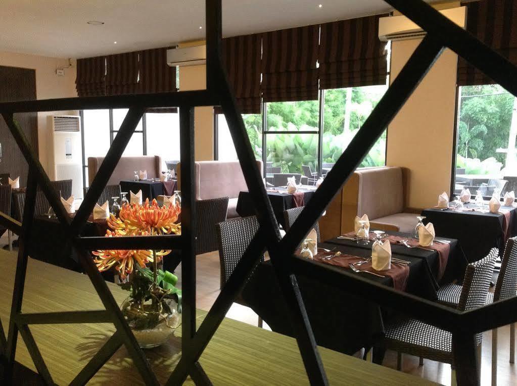 Grand Kecubung Hotel Pangkalanbuun Exterior foto